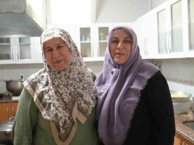 Devlet destekledi, anne ve kızı azimle başardı: 11 yıldır k&ouml;ydeki restoranda damakları şenlendiriyorlar
