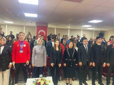 Devlet korumasındaki 742 genç kamu kurumlarına atandı
