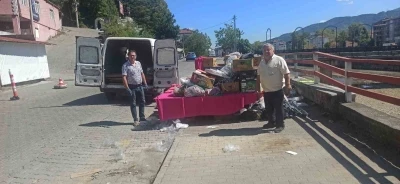 Devrek’te alışveriş stantları kapandı
