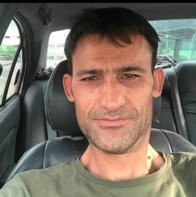 Devrilen iş makinesinin altında kalan işçi hayatını kaybetti
