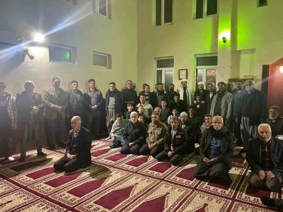 Dicle&rsquo;de Kadir gecesi dualarla idrak edildi
