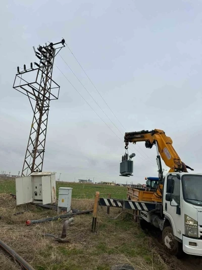 Dicle Elektrik, ka&ccedil;ak trafoya el koydu
