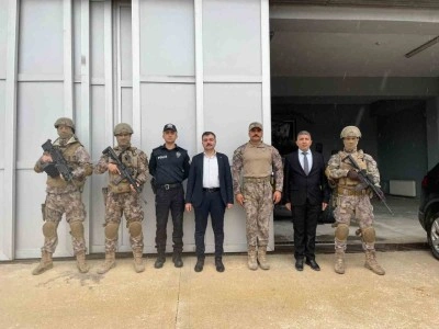 Dicle Kaymakamı Atış, emniyet personeli ile bir araya geldi