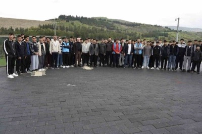 Dicle Selahaddin Eyyubi Gen&ccedil;lik Kampı gen&ccedil;leri ağırlamaya devam ediyor