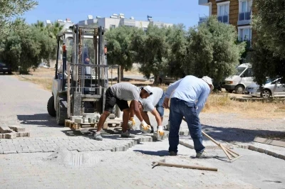 Didim Efeler Mahallesi&rsquo;nde yol &ccedil;alışması
