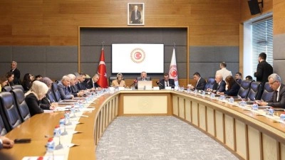 Dijital d&uuml;nyada &ccedil;ocukları bekleyen b&uuml;y&uuml;k tehlike: RT&Uuml;K yeni &ouml;nlemleri a&ccedil;ıkladı