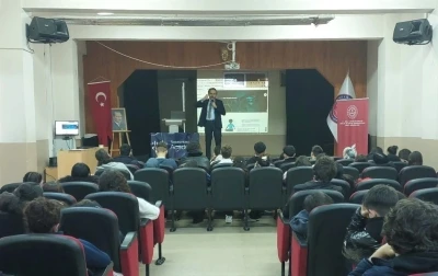 &rsquo;Dijital Farkındalık ve Siber G&uuml;venlik Semineri&rsquo; ger&ccedil;ekleştirildi
