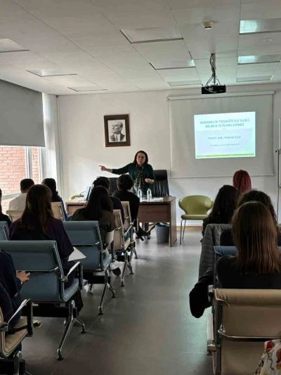 DİLKOM’da ‘Uluslararası Kekemelik Farkındalık Günü’ semineri düzenlendi

