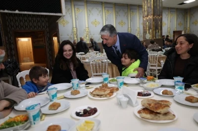 Dilovası&rsquo;nda gen&ccedil;lik iftarı
