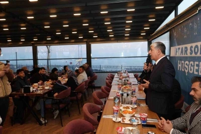 Dilovası&rsquo;nda yetim ve &ouml;ks&uuml;z aileleri i&ccedil;in iftar programı d&uuml;zenlendi
