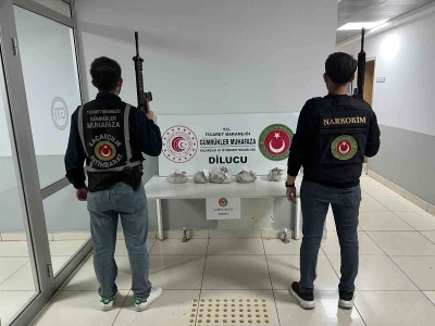 Dilucu Gümrük Kapısı’nda 4 kilo 980 gram eroin ele geçirildi
