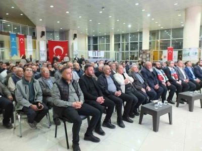 Dinar’da ‘İlk Kıblemiz Mescid-i Aksa, Kudüs Bilinci ve Filistin Davası&quot; konulu konferans
