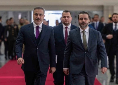 Dışişleri Bakanı Fidan, Milli Savunma Bakanı G&uuml;ler ve MİT Başkanı Kalın, Suriye Devlet Başkanı eş-Şara ile g&ouml;r&uuml;şt&uuml;
