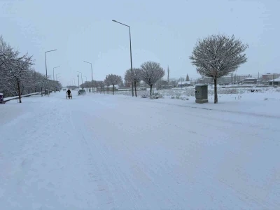 Diyadin&rsquo;de eğitime 1 g&uuml;n ara
