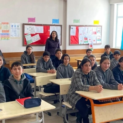 Diyadin&rsquo;de &ouml;ğrencilere vergi ve vatandaşlık bilinci aşılandı
