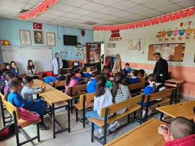 Diyadin&rsquo;de &ouml;ğretmene g&uuml;l mesajı
