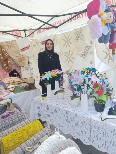 Diyadin&rsquo;de yıl sonu sergisi a&ccedil;ıldı
