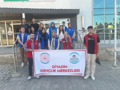 Diyadinli gençler malazgirt zaferi’nin 954. yılını kutladı
