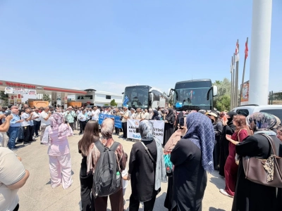 Diyanet-Sen Siirt Şube Başkanı Hamit Evin: &ldquo;Ravha Turizm&rsquo;in İlk Umre Kafilesi Kutsal Topraklara Dualarla Uğurlandı&rdquo;