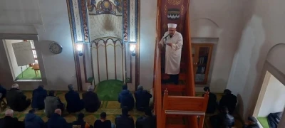 Diyanetten gen&ccedil;lere ve ailelere &ccedil;ağrı; "Evliliği kolaylaştırın"
