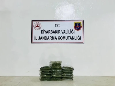 Diyarbakır&rsquo;da 21 kilo uyuşturucu ele ge&ccedil;irildi
