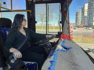 Diyarbakır&rsquo;da 50 kadın, otob&uuml;s şof&ouml;r&uuml; olabilmek i&ccedil;in eğitim alıyor
