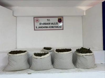 Diyarbakır’da 93 kilo uyuşturucu ele geçirildi