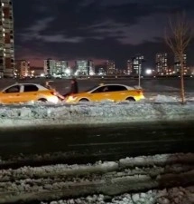 Diyarbakır&rsquo;da akıllara durgunluk veren dayanışma