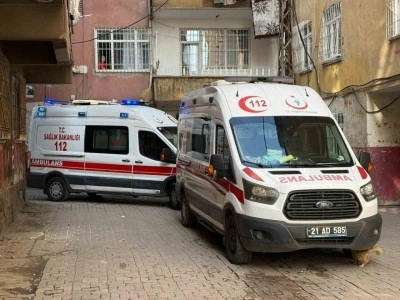 Diyarbakır’da apartmanda priz kaynaklı yangın: 7 kişi dumandan etkilendi