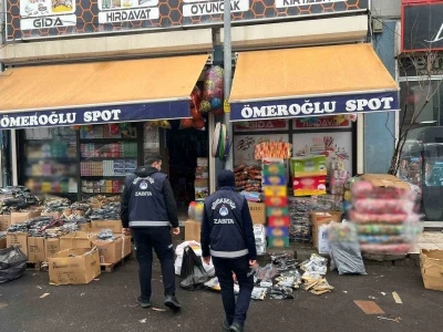 Diyarbakır&rsquo;da bayram denetimi: 2 ton bozuk gıda &uuml;r&uuml;ne el konuldu
