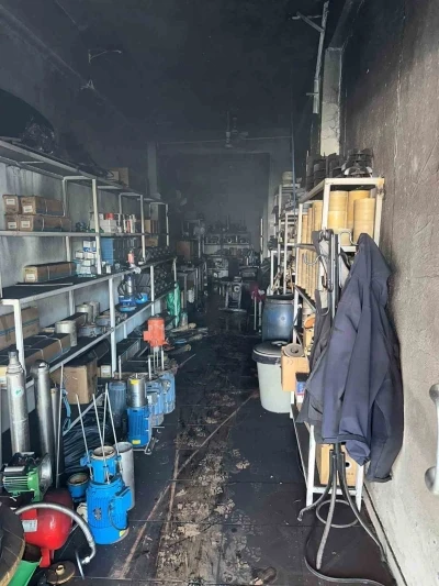 Diyarbakır&rsquo;da &ccedil;ıkan yangında iş yeri kullanılamaz hale geldi
