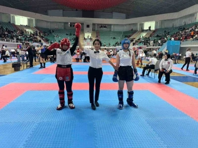 Diyarbakır&rsquo;da d&uuml;zenlenen Kick Boks Şampiyonasında Pazaryeri damgası
