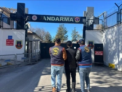 Diyarbakır&rsquo;da haklarında kesinleşmiş hapis cezası bulunan 111 kişi yakalandı
