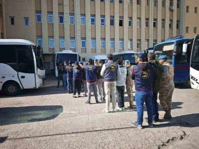 Diyarbakır&rsquo;da haklarında kesinleşmiş hapis cezası bulunan 162 kişi yakalandı
