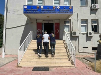 Diyarbakır’da haklarında kesinleşmiş hapis cezası bulunan 65 kişi yakalandı
