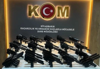 Diyarbakır’da kaçakçılık operasyonlarında çok sayıda silah ve aparatı ele geçirildi: 6 tutuklama

