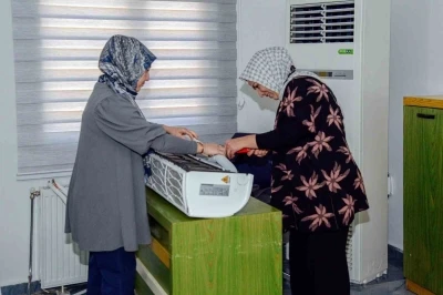 Diyarbakır&rsquo;da klima, kombi ve petek bakımı kadınlara emanet
