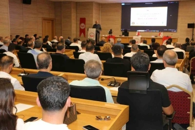 Diyarbakır&rsquo;da &rsquo;Optisyenlik Meslek Birliği Eğitim &Ccedil;alıştayı&rsquo; d&uuml;zenlendi

