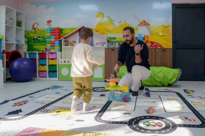 Diyarbakır&rsquo;da &ouml;zel &ccedil;ocuklar i&ccedil;in oyun terapisi hizmeti
