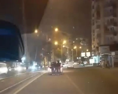 Diyarbakır&rsquo;da patenli gen&ccedil;lerin tehlikeli yolculuğu
