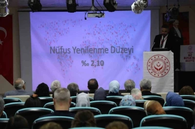 Diyarbakır’da &quot;Yaşlılık Çalıştayı&quot; düzenlendi
