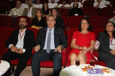 Diyarbakır’da &quot;Yoğun bakımda güncel yaklaşımlar&quot; sempozyumu
