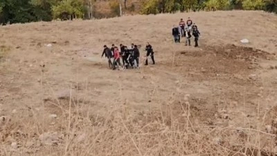 Diyarbakır'da tarlada erkek cesedi bulundu