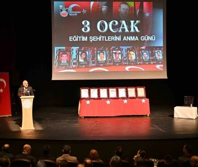 Diyarbakır&rsquo;da ter&ouml;r saldırısında hayatını kaybedenler anıldı
