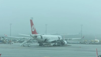 Diyarbakır'da uçak seferleri aksadı