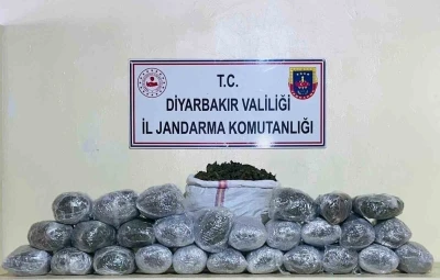 Diyarbakır&rsquo;da yaklaşık 55 kilo uyuşturucu ele ge&ccedil;irildi
