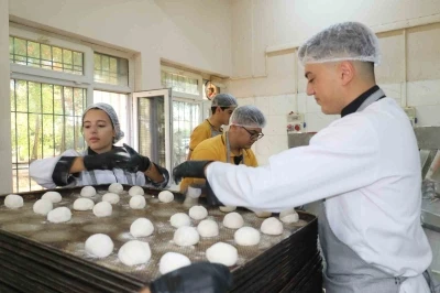 Diyarbakır’daki meslek liseleri fabrika gibi çalışıyor: Geçen yılki ciro 230 milyon lira
