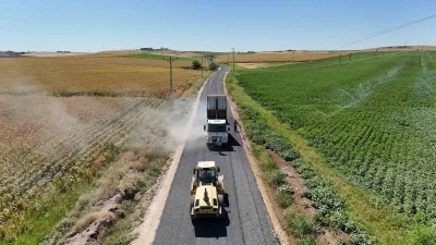 Diyarbakır’ın Çınar ve Bismil ilçesini birbirine bağlayan yol asfaltlanıyor
