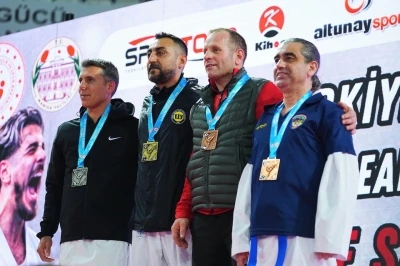 Diyarbakırlı karateci T&uuml;rkiye 2.&rsquo;si oldu
