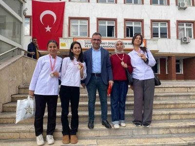 Diyarbakırlı &ouml;ğrencilerden &ouml;nemli başarı
